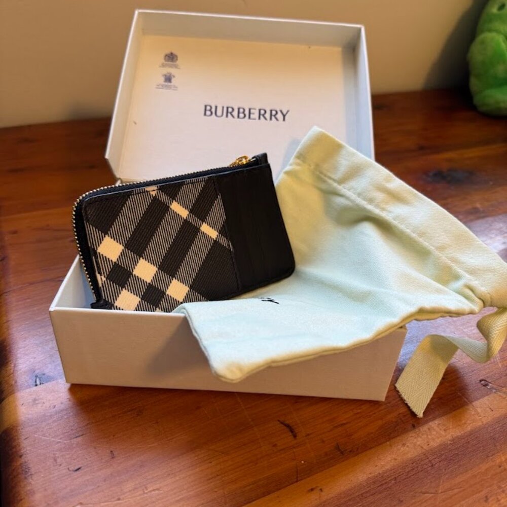 Burberry Zip Wallet